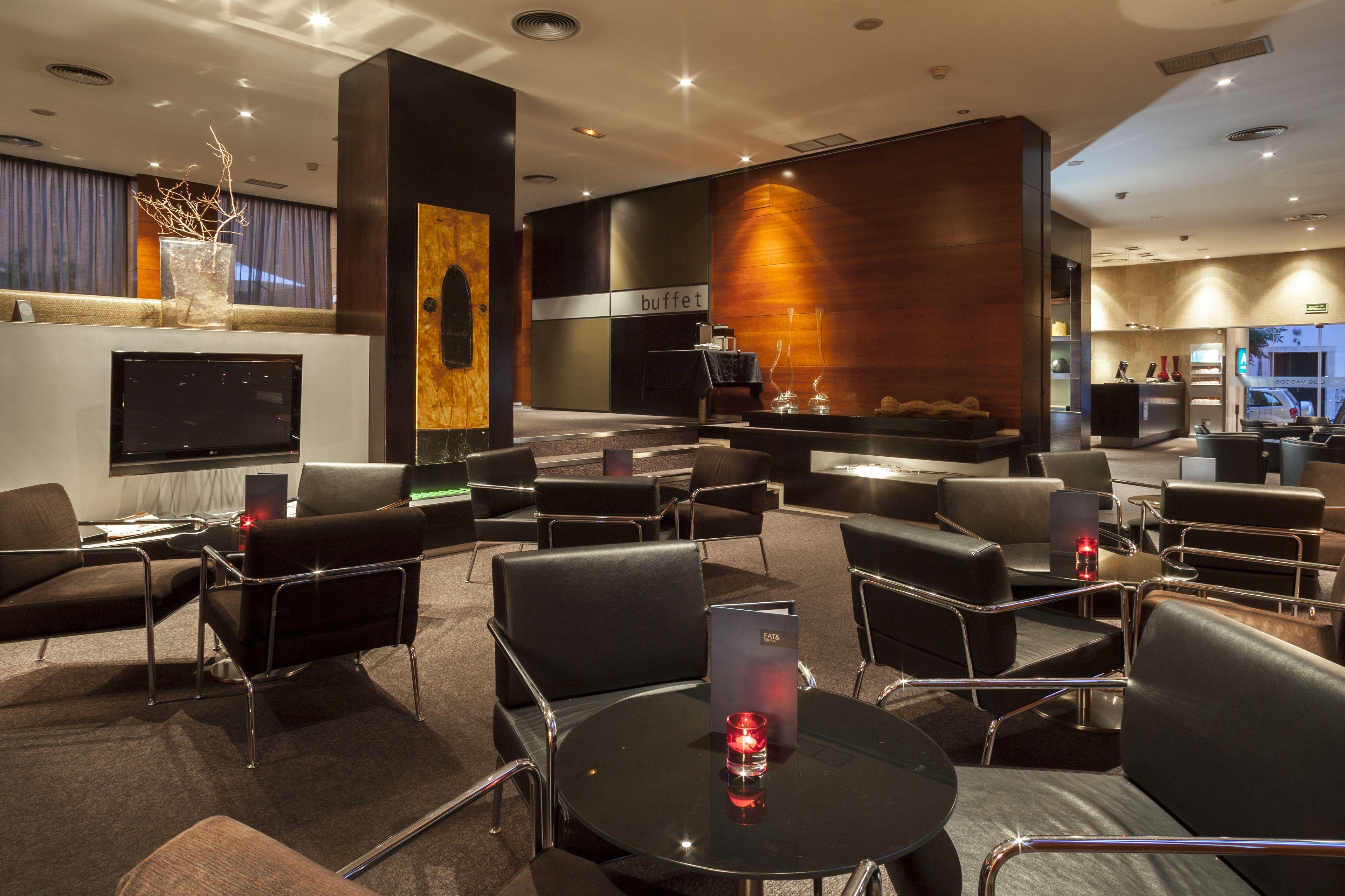 Ac Hotel Los Vascos By Marriott — Photos 2
